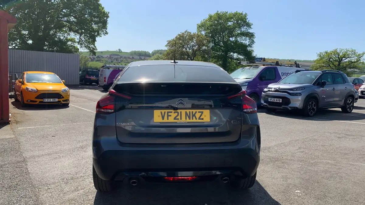 2021-citroen-c4-12-puretech-shine-plus-155ps-big-8