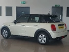 2020-mini-countryman-15-cooper-classic-small-1