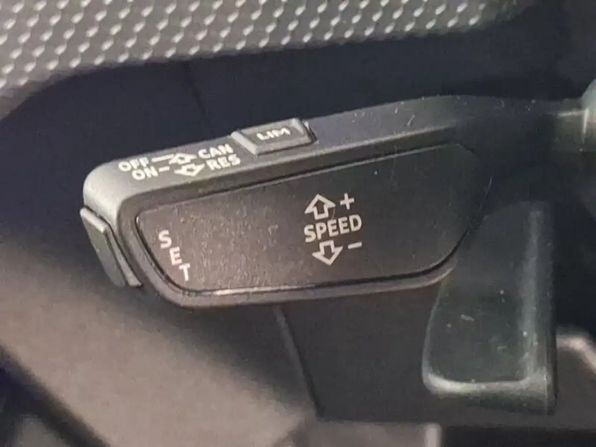 2019-audi-a1-20-40-tfsi-s-line-competition-big-15