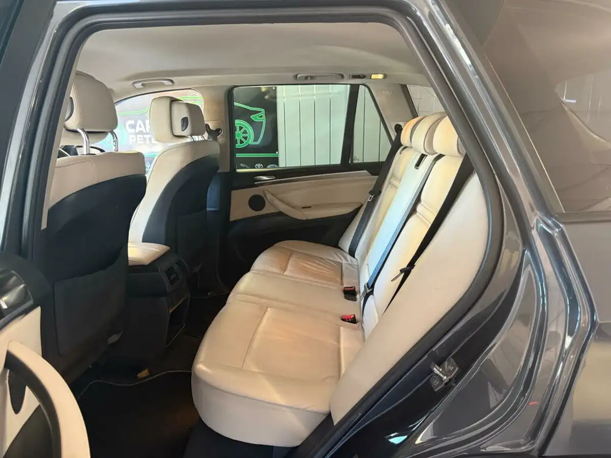 2011-bmw-x5-30td-xdrive30d-se-big-12