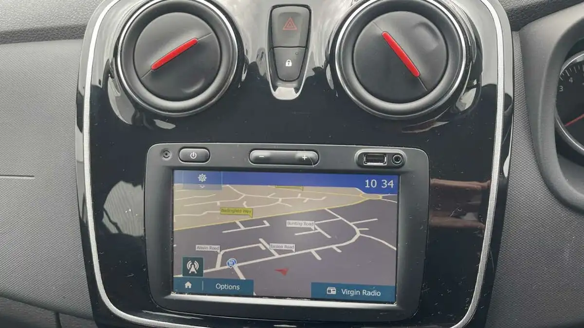 2019-dacia-sandero-stepway-09-tce-techroad-big-21