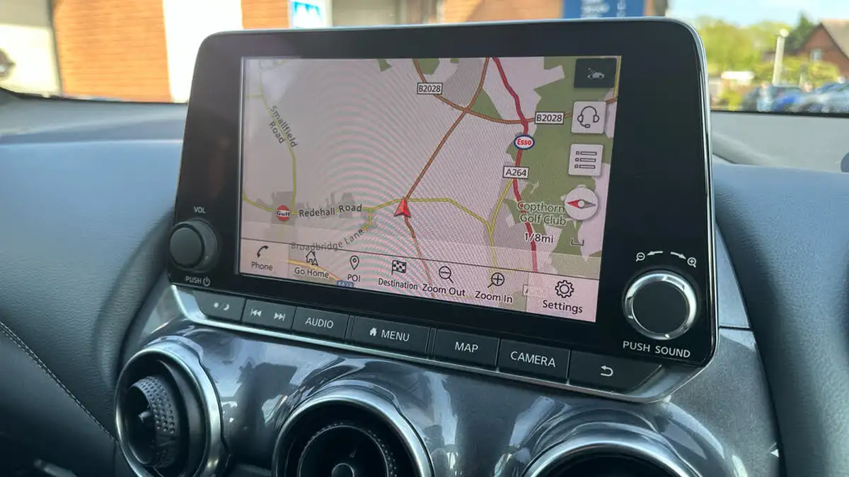 2021-nissan-juke-10-dig-t-n-connecta-dct-big-24
