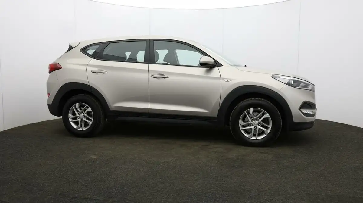 2018-hyundai-tucson-17crdi-blue-drive-s-big-41
