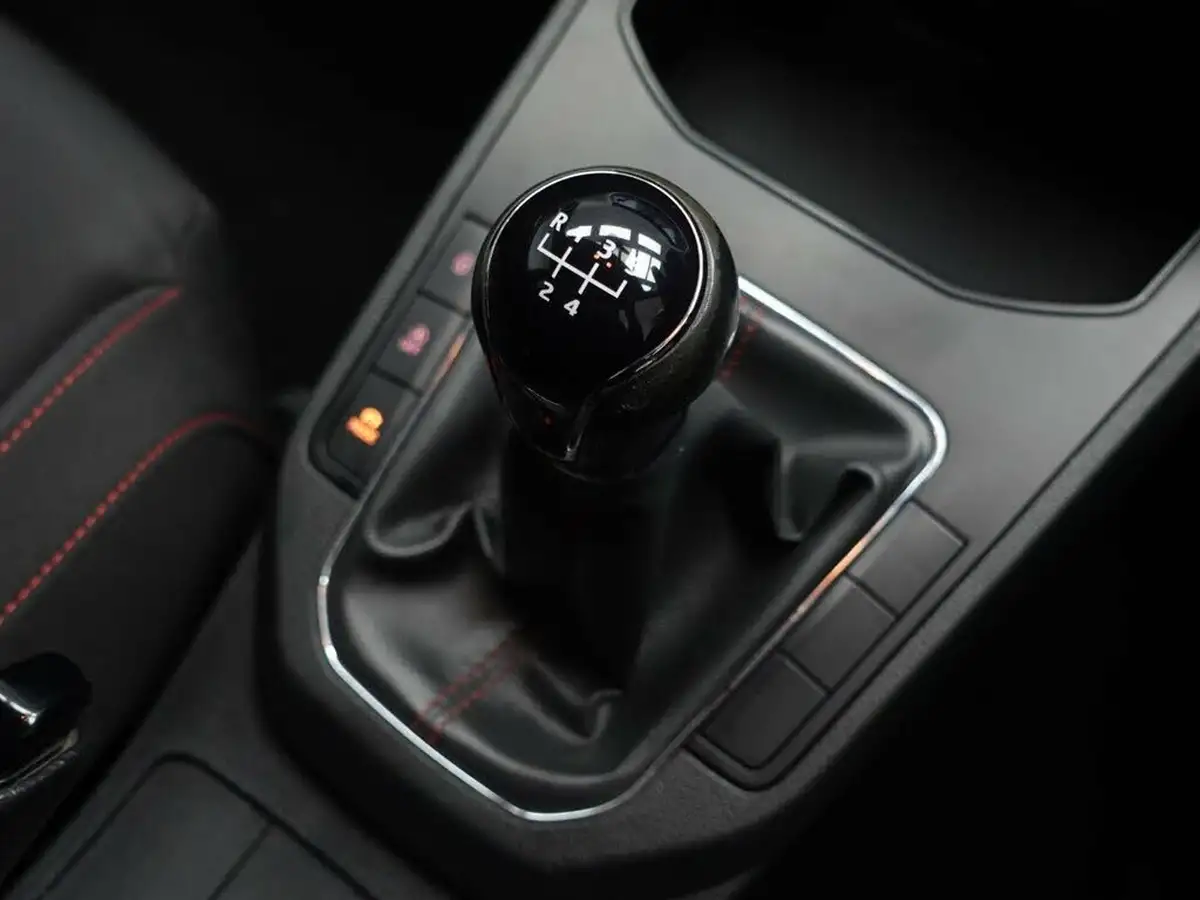 2021-seat-ibiza-10-tsi-fr-95ps-big-26