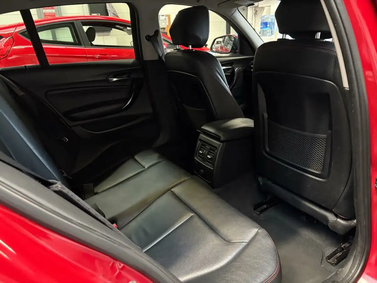 2012-bmw-1-series-20td-118d-sport-hatchback-5d-big-41