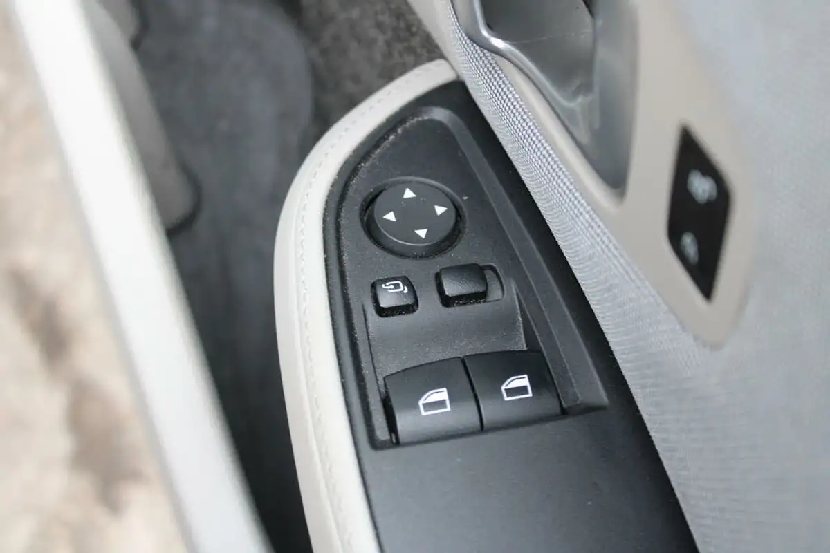 2021-bmw-i3-e-120-ah-s-big-23