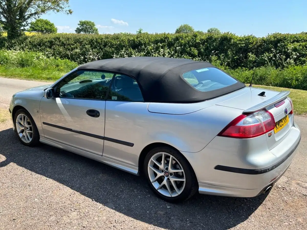 2005-saab-9-3-20-aero-convertible-2d-auto-big-5