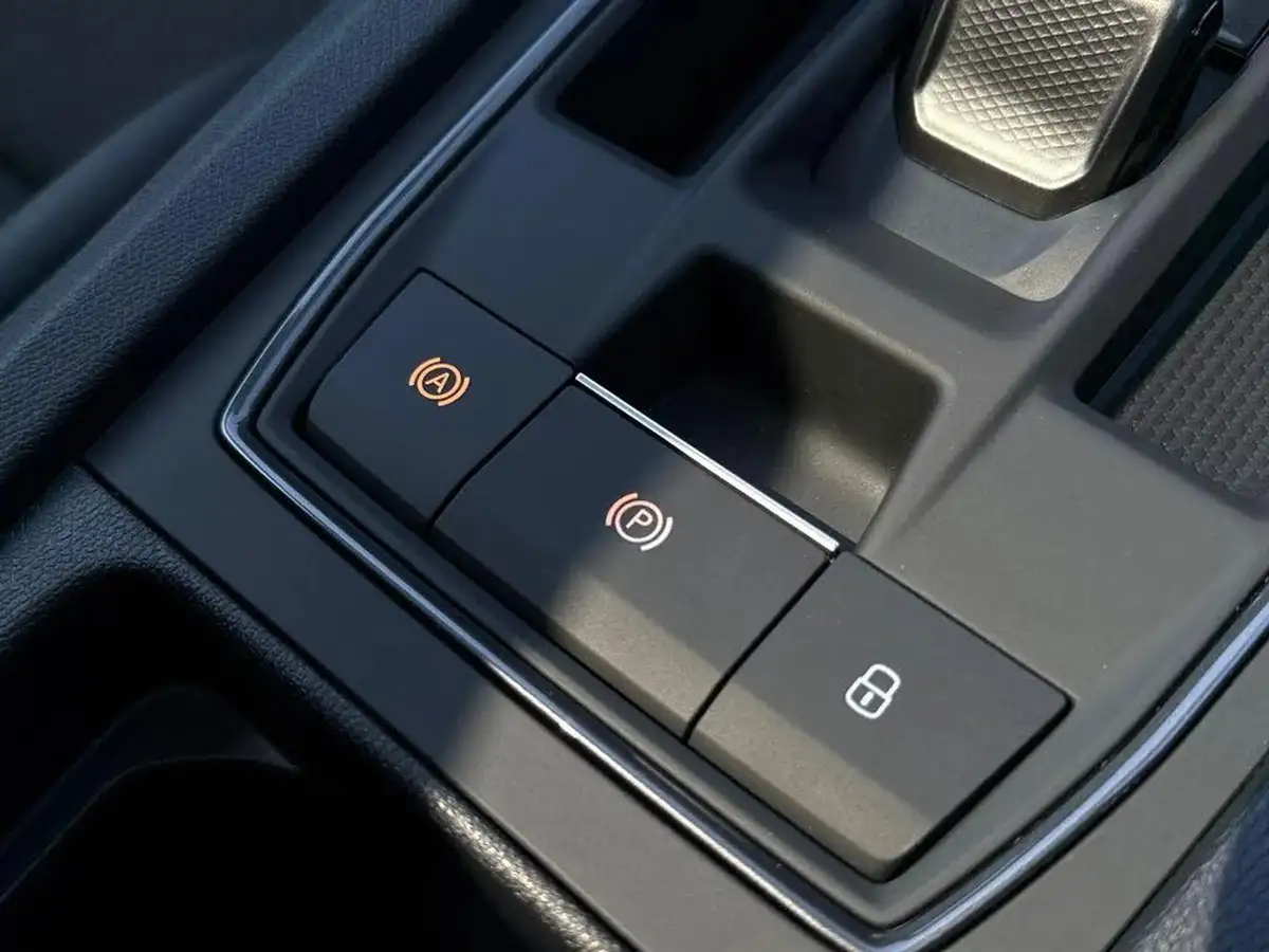 2024-cupra-leon-nf-14-e-hybrid-vz2-design-edition-hatchback-big-40