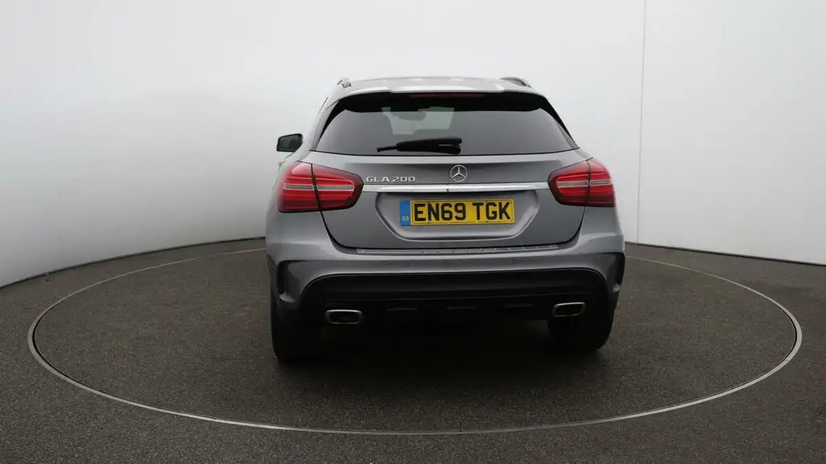 2020-mercedes-benz-gla-class-16-gla-200-amg-line-edition-plus-7g-dct-big-53