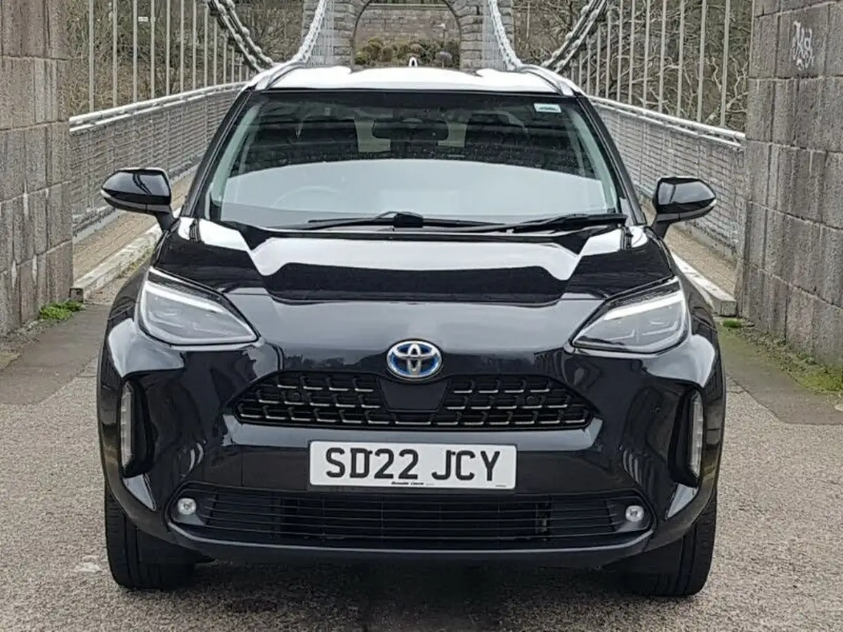 2022-toyota-yaris-cross-15-vvt-i-excel-big-11