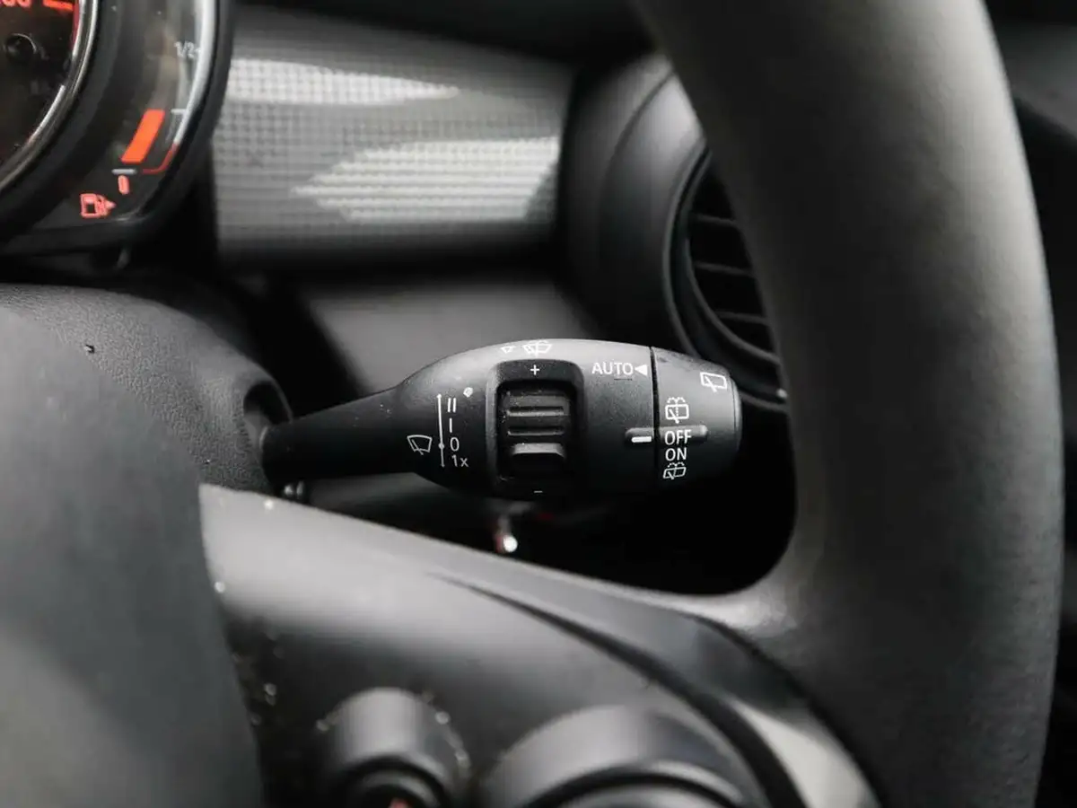 2020-mini-countryman-15-cooper-classic-big-26
