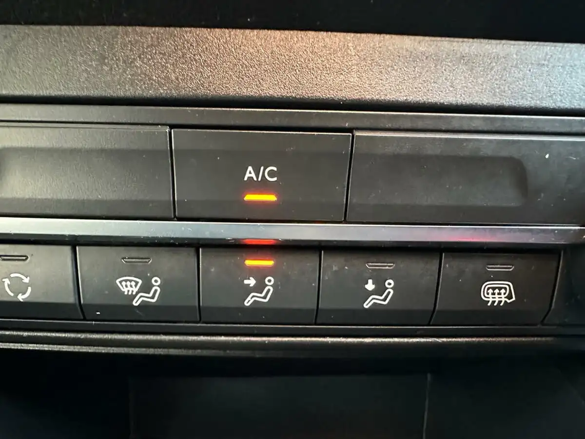 2019-peugeot-partner-16bluehdi-1000-professional-big-19