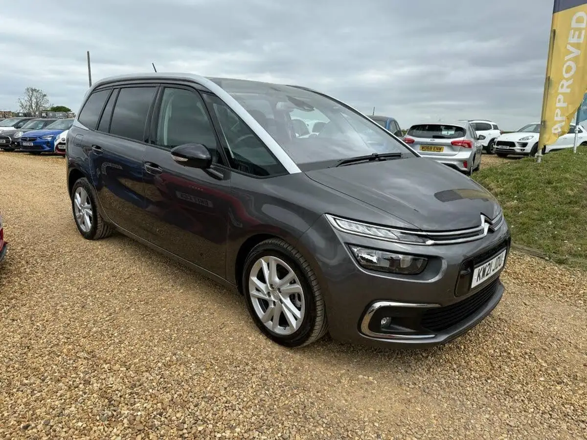 2021-citroen-grand-c4-spacetourer-12-puretech-sense-big-5