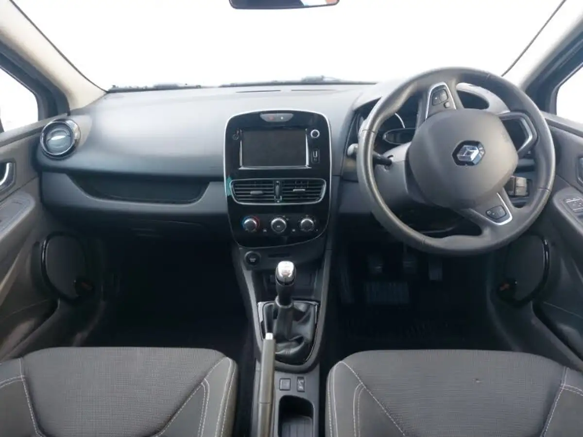 2019-renault-clio-09-tce-iconic-90ps-big-2