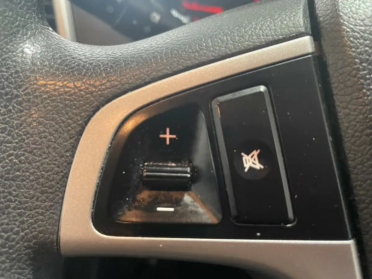 2010-hyundai-i20-14-comfort-5d-auto-big-34