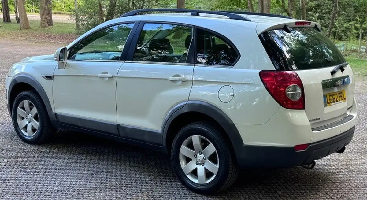 2012-chevrolet-captiva-22td-lt-22vcdi-4x4-auto-big-9