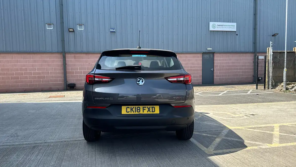 2018-vauxhall-grandland-x-16cdti-se-122ps-auto-big-8