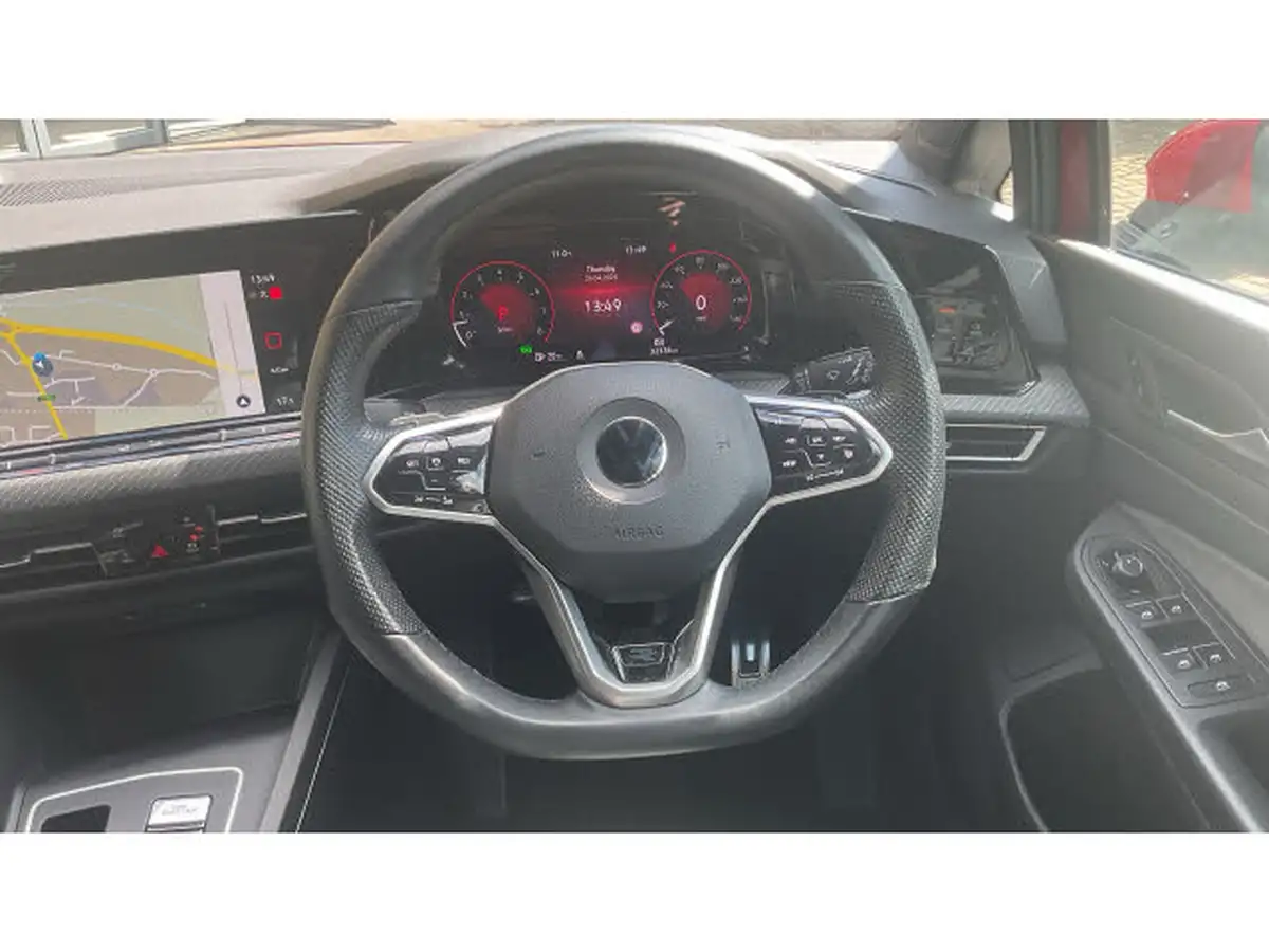2022-volkswagen-golf-15-etsi-r-line-150ps-hatchback-big-9