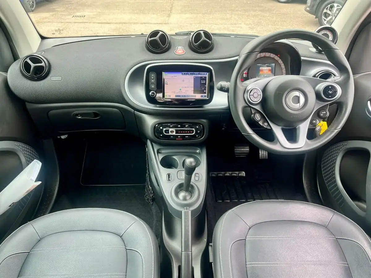 2019-smart-fortwo-09-prime-premium-coupe-twinamic-big-1