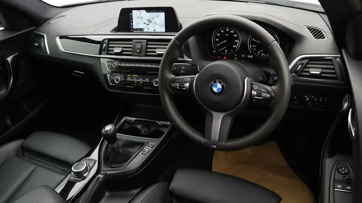 2018-bmw-1-series-15-118i-m-sport-3d-big-8