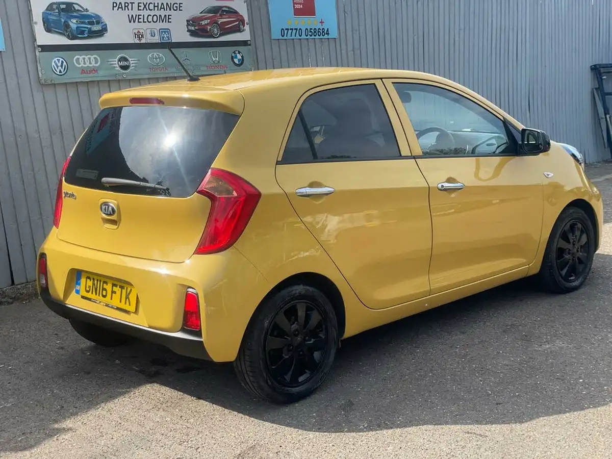 2016-kia-picanto-10-sr7-5d-big-18