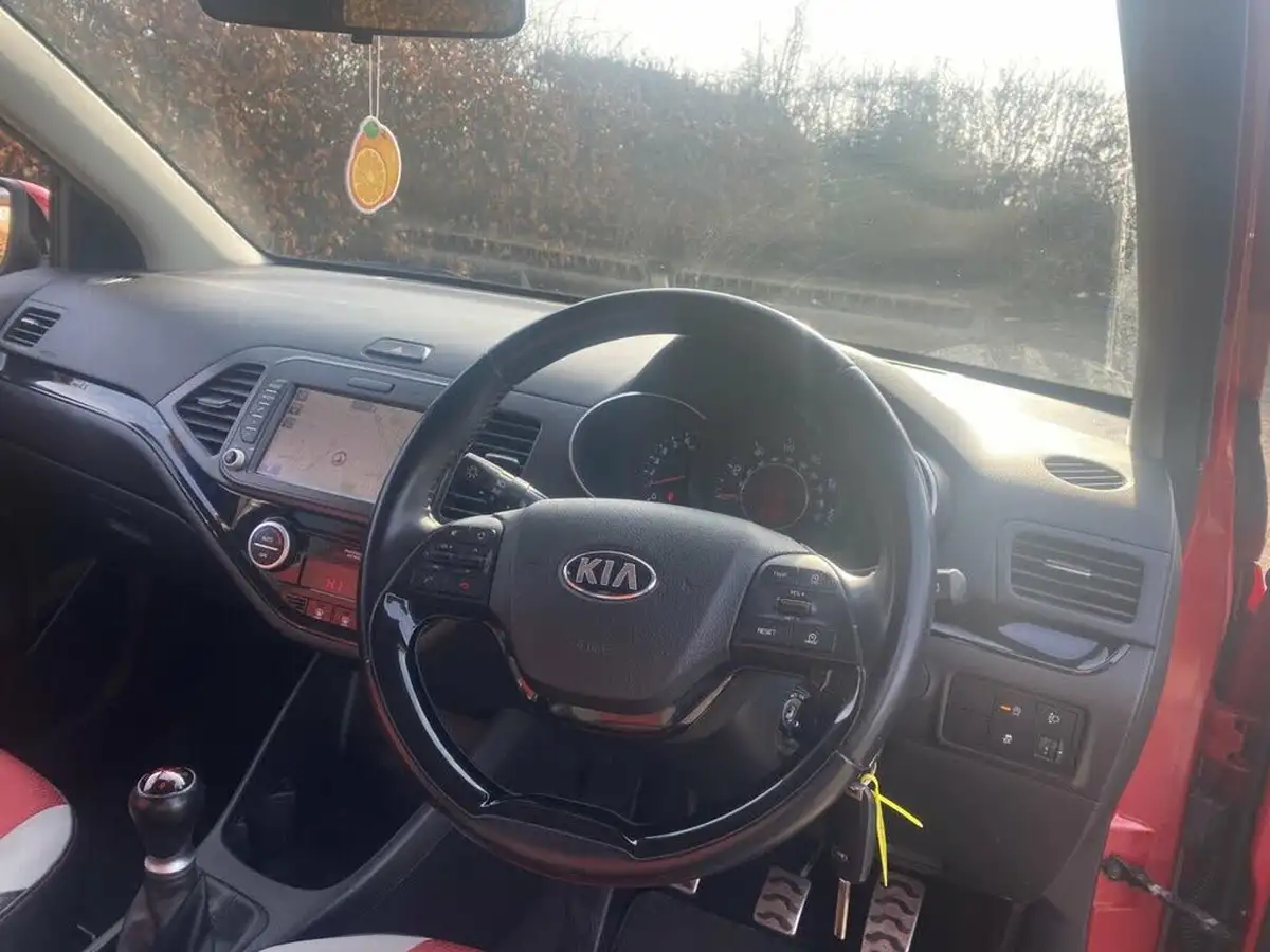 2017-kia-picanto-125-sport-isg-big-13
