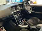 2018-volvo-v40-20td-d3-r-design-small-26