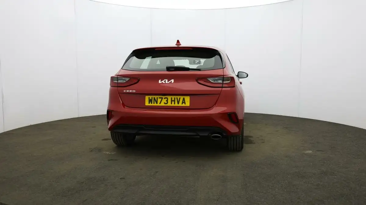 2023-kia-ceed-15-t-gdi-2-158bhp-hatchback-big-60