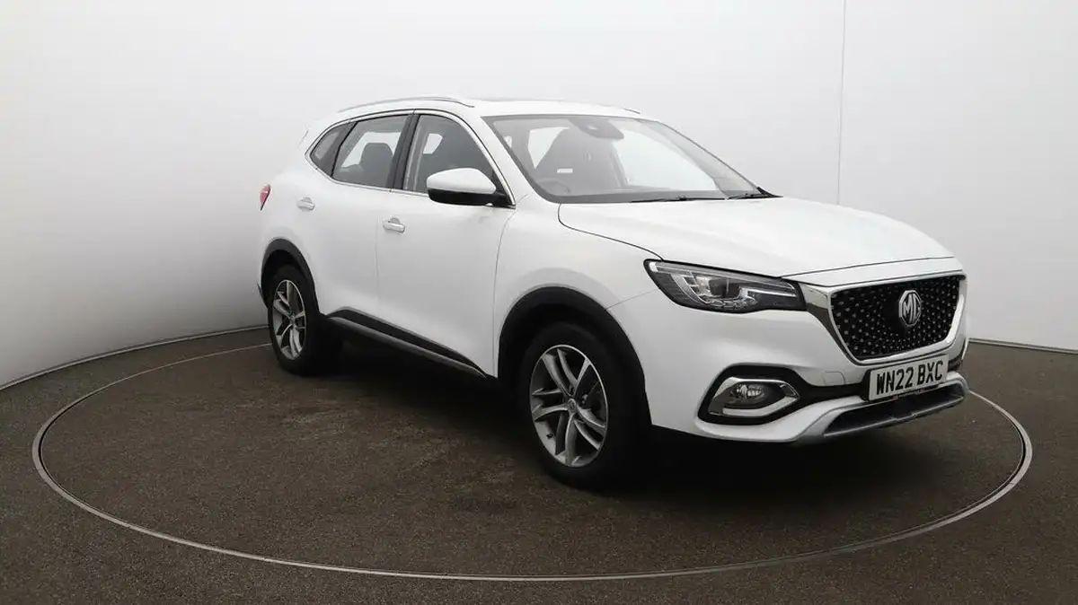 2022-mg-hs-15t-gdi-exclusive-162ps-dct-big-37