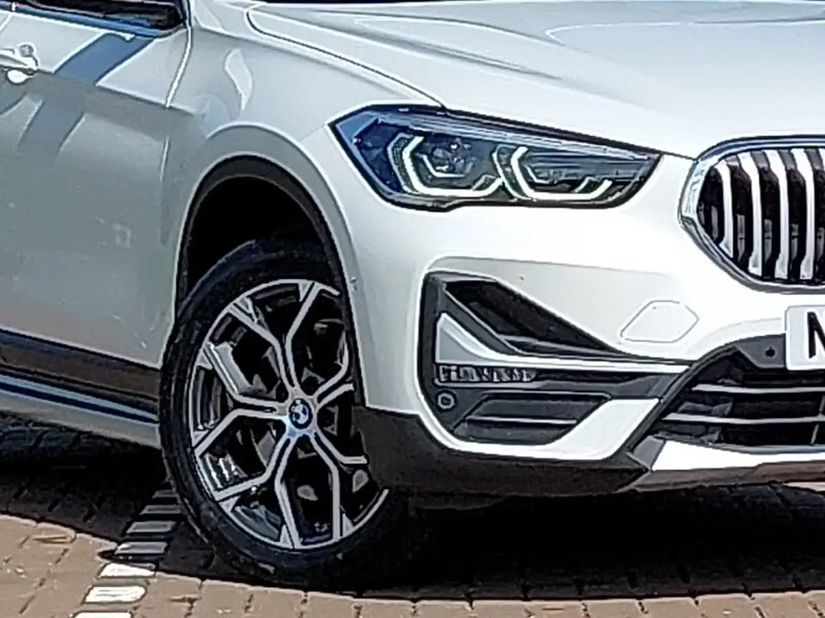 2022-bmw-x1-20-xdrive20i-xline-big-8