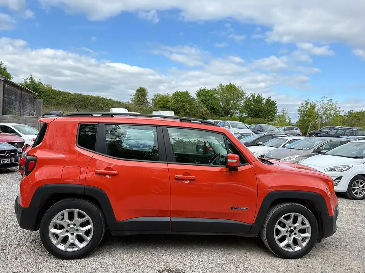 2015-jeep-renegade-16-multijet-ii-longitude-ss-big-1