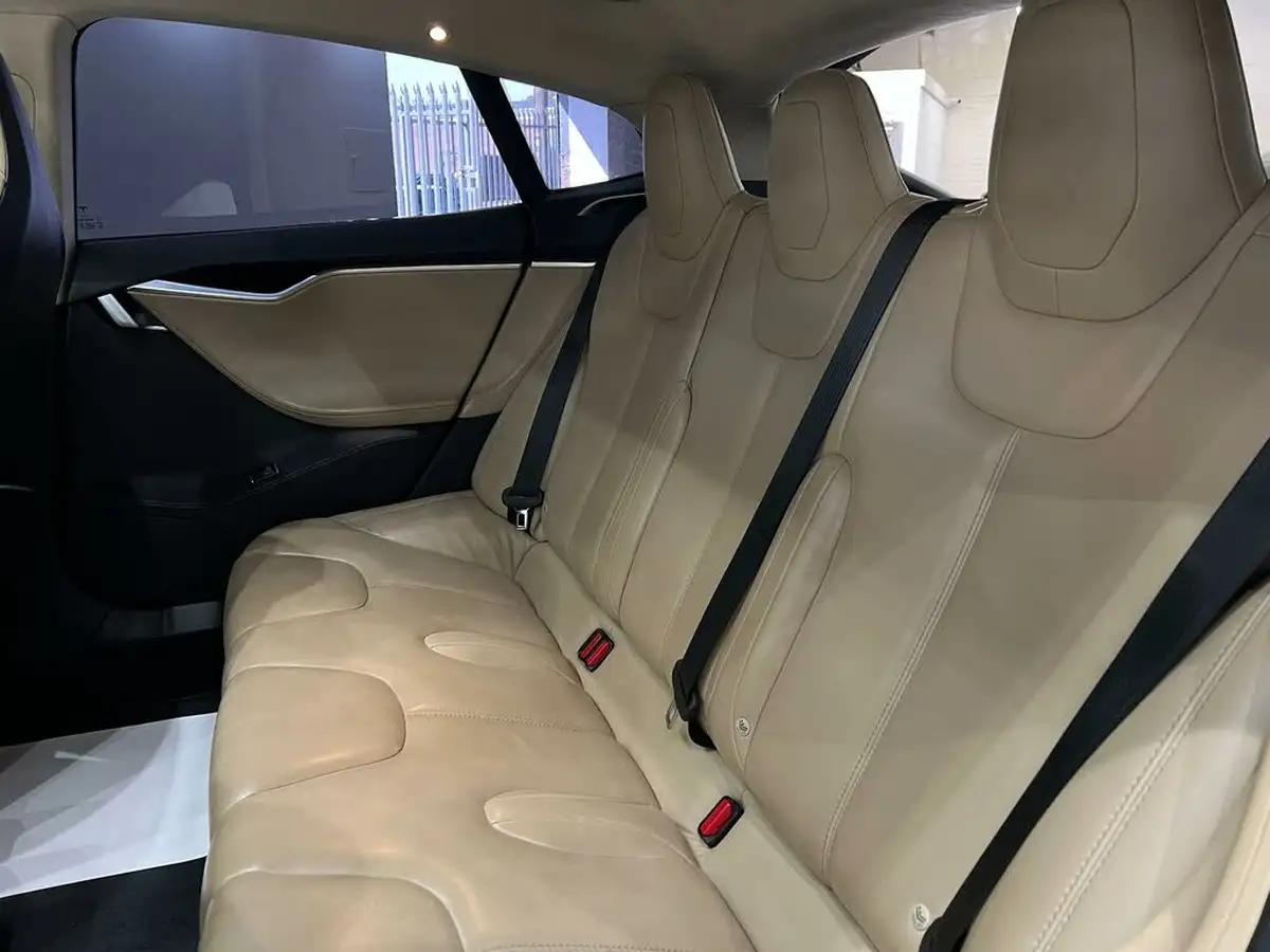 2018-tesla-model-s-e-100d-big-62