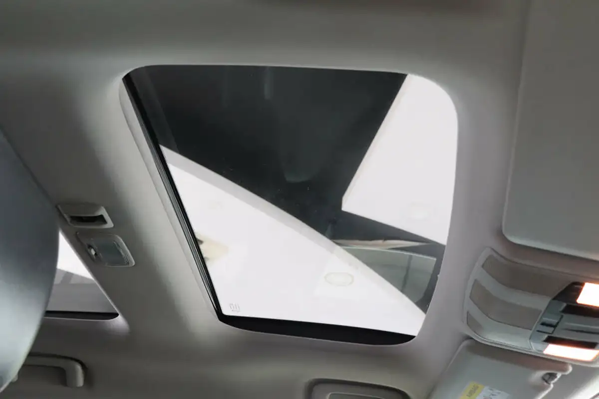 2018-mitsubishi-eclipse-cross-15-4-auto-big-22