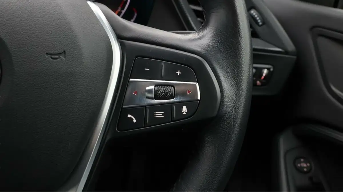 2021-bmw-2-series-15-218i-sport-gran-coupe-4d-dct-big-24