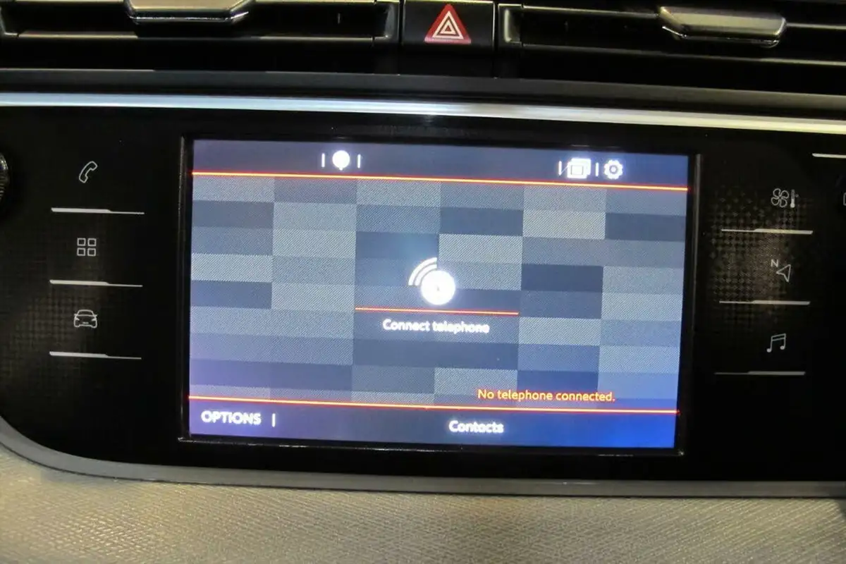 2018-citroen-grand-c4-picasso-16bluehdi-feel-big-26