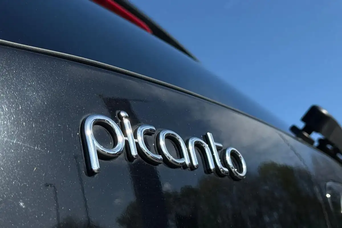 2021-kia-picanto-10-t-gdi-gt-line-s-big-26