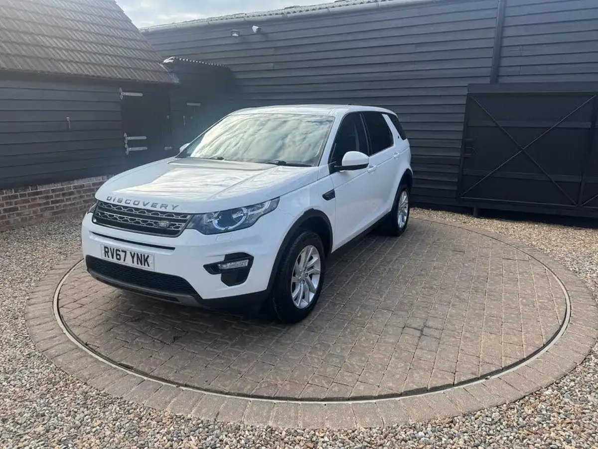2017-land-rover-discovery-sport-20td4-se-tech-182ps-suv-auto-big-29