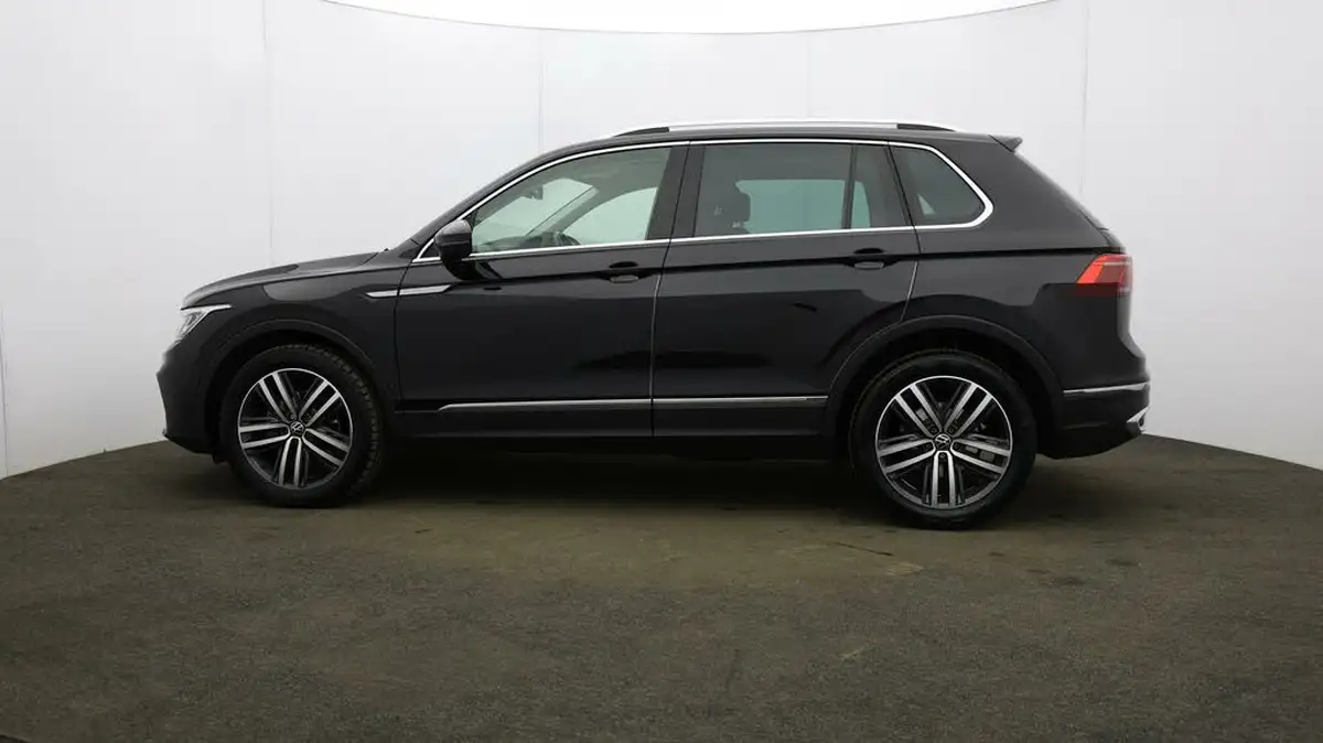2022-volkswagen-tiguan-15-tsi-elegance-big-62
