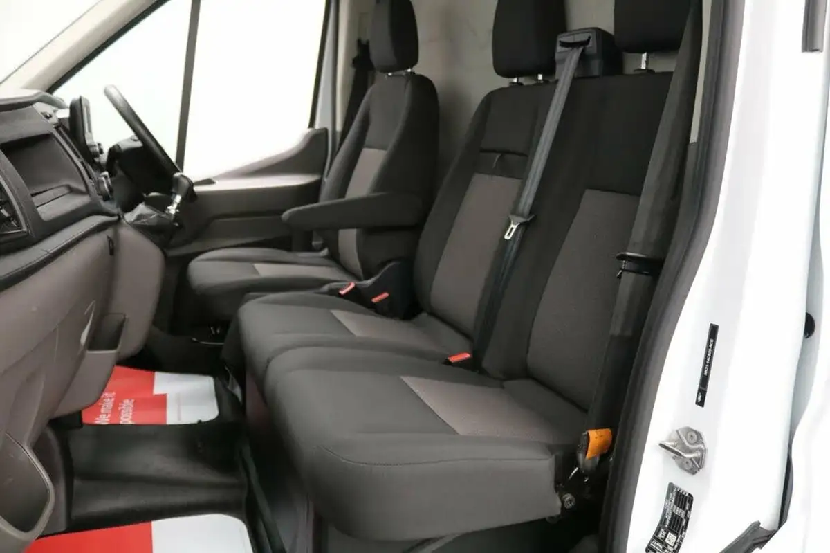 2022-ford-transit-big-18