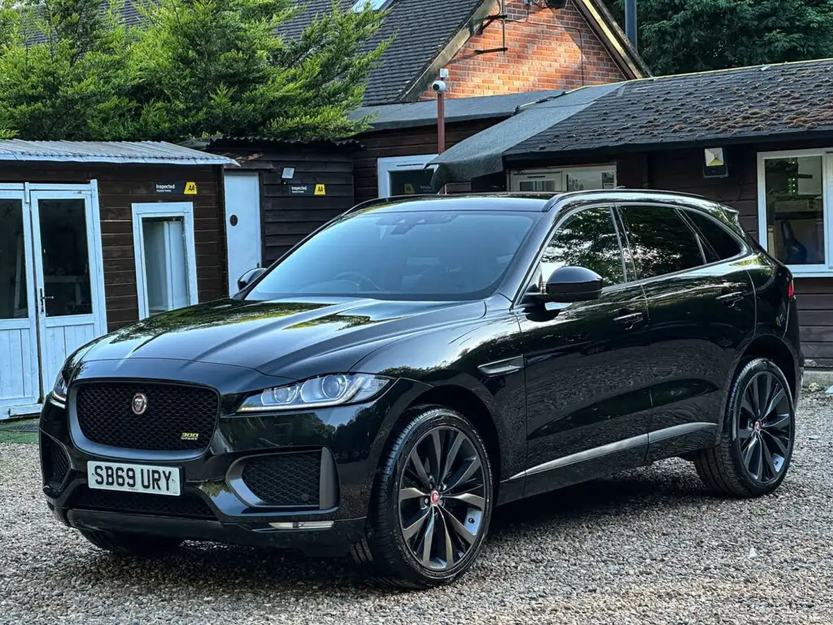 2020-jaguar-f-pace-30td-300-sport-big-12