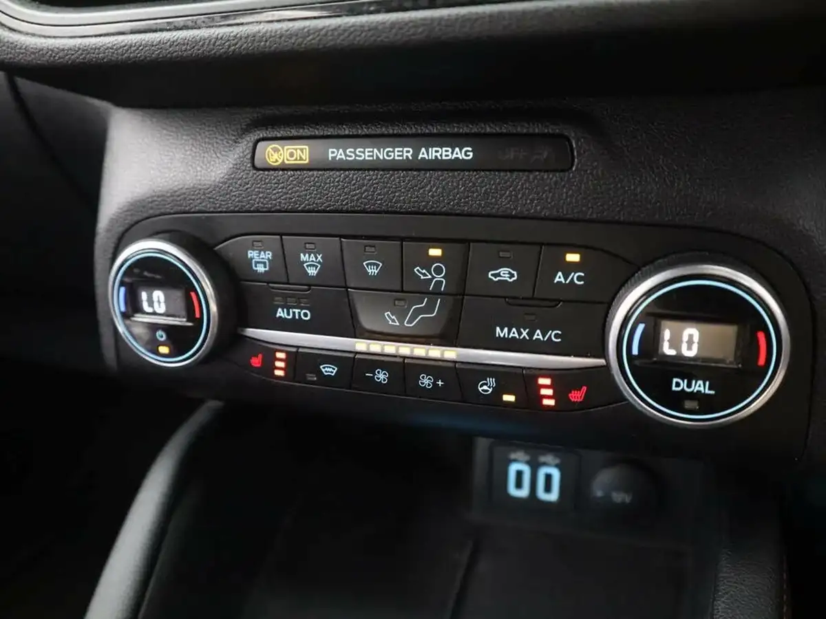 2022-ford-kuga-15-st-line-x-edition-big-32
