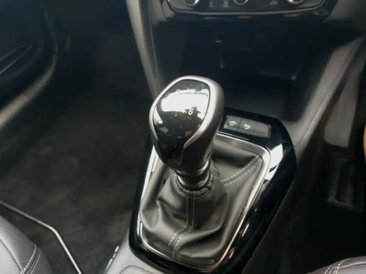 2022-vauxhall-corsa-12-turbo-ultimate-100ps-big-14