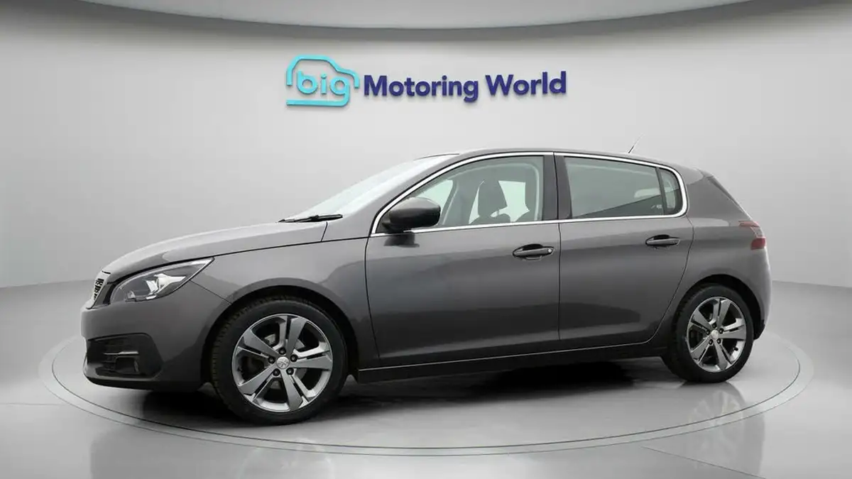 2019-peugeot-308-12-puretech-allure-130bhp-big-2