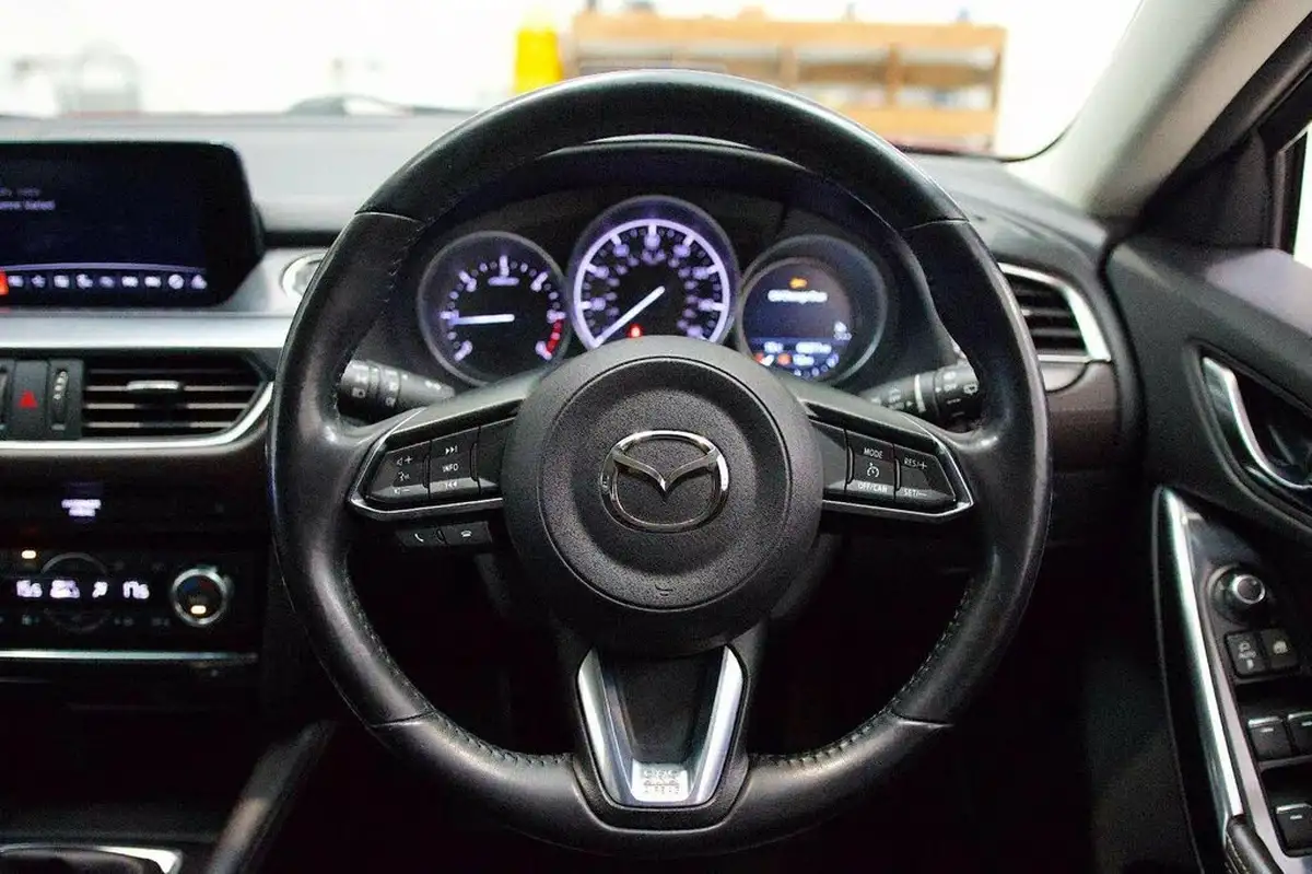 2017-mazda-mazda6-22td-sport-nav-150ps-skyactiv-d-tourer-5d-big-15