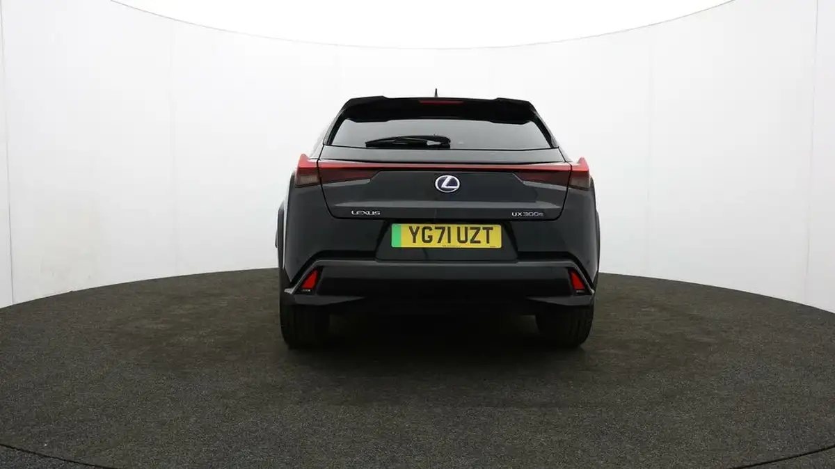 2021-lexus-ux-300e-e-ux-big-57