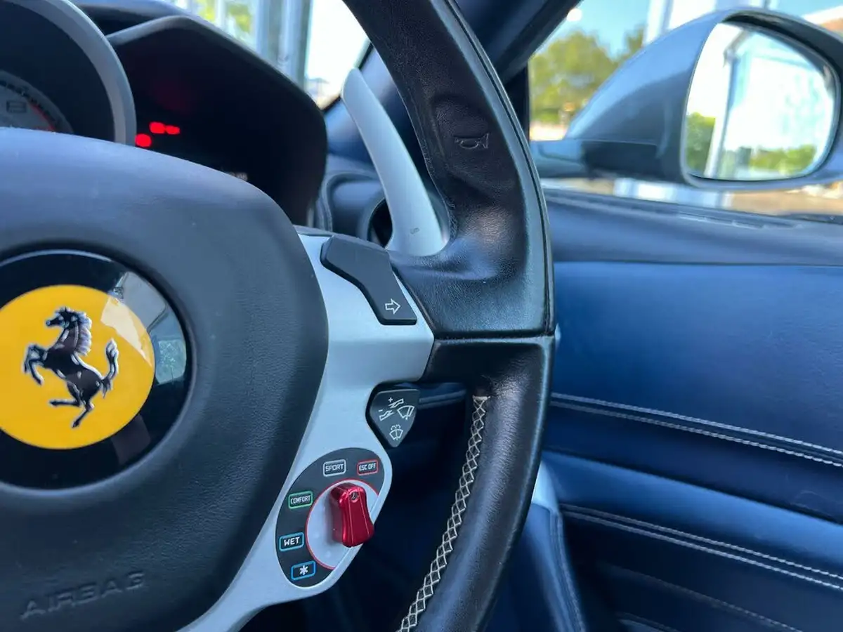 2012-ferrari-ff-63-big-20