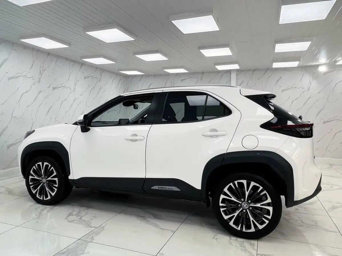 2022-toyota-yaris-cross-15-vvt-i-excel-awd-i-big-9