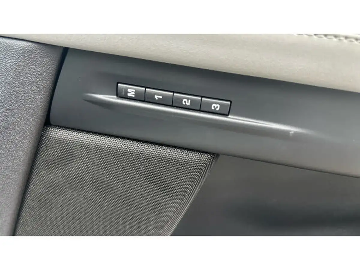 2019-land-rover-range-rover-evoque-20-d180-first-edition-big-36