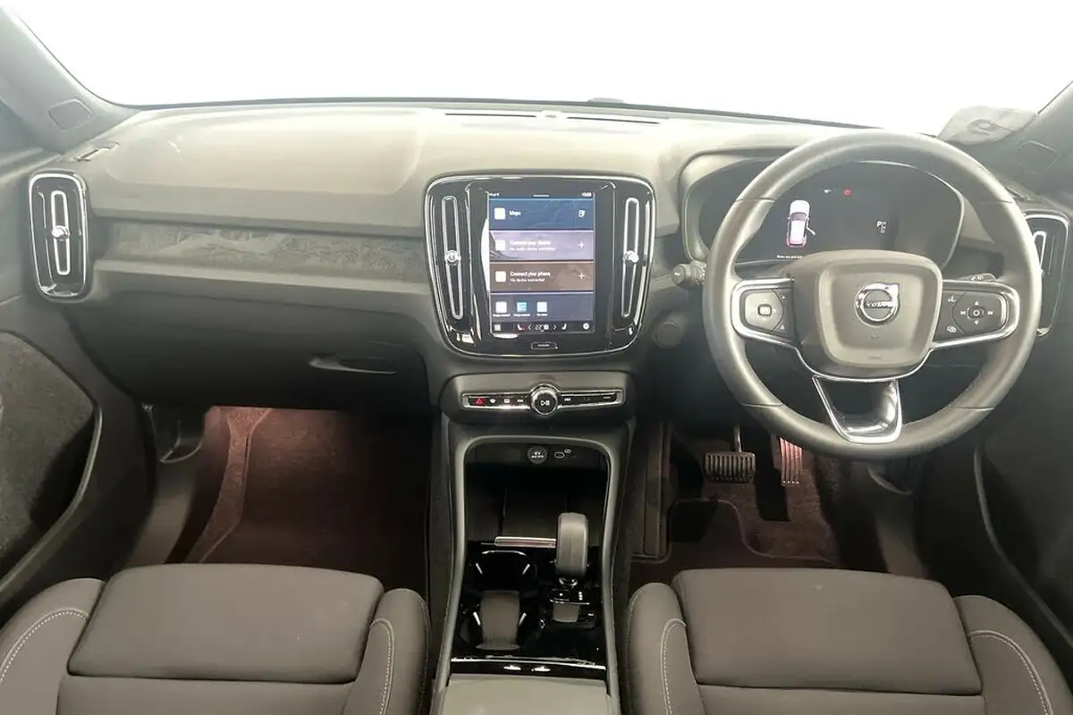 2023-volvo-xc40-e-recharge-core-235bhp-big-5