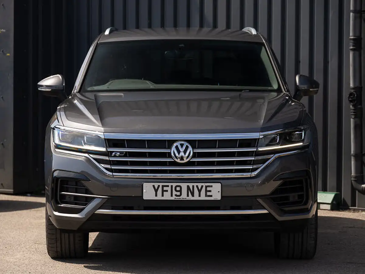 2019-volkswagen-touareg-30tdi-r-line-tech-286ps-big-9